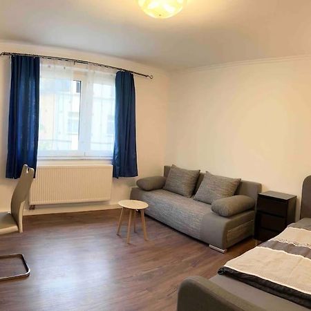 Duesseldorf Messe And Airport, 2-Bedroom Apartment With Kitchen And Garden ดุยส์บูร์ก ภายนอก รูปภาพ