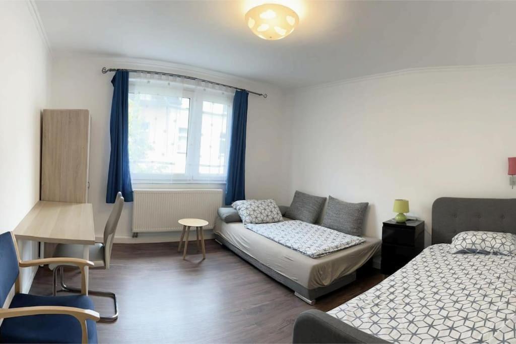 Duesseldorf Messe And Airport, 2-Bedroom Apartment With Kitchen And Garden ดุยส์บูร์ก ภายนอก รูปภาพ