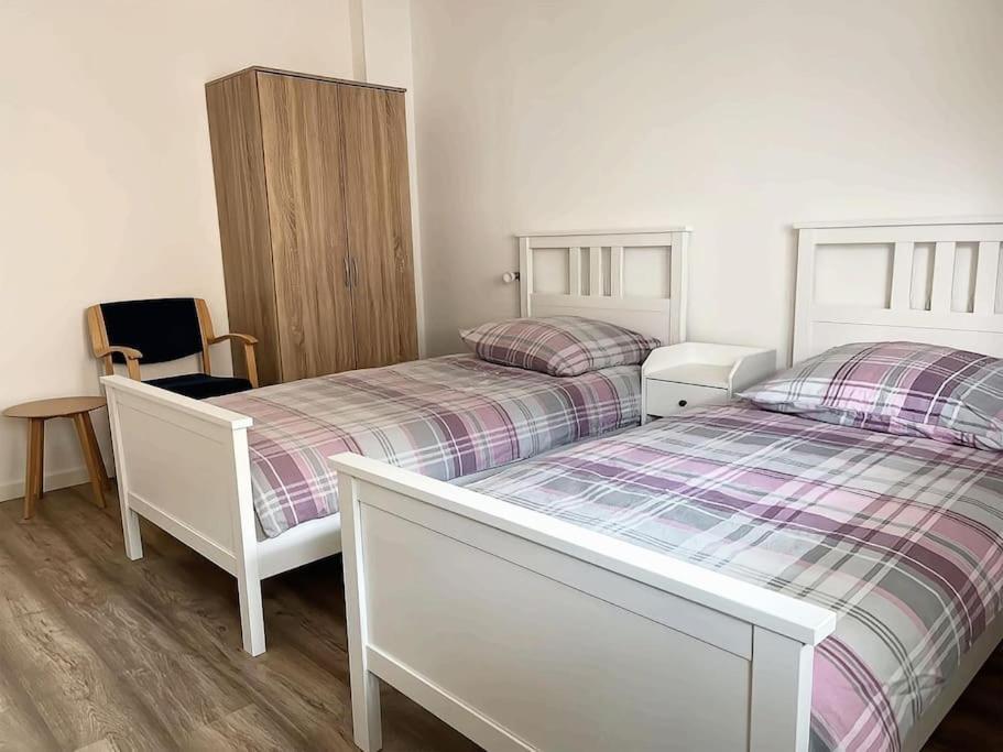 Duesseldorf Messe And Airport, 2-Bedroom Apartment With Kitchen And Garden ดุยส์บูร์ก ภายนอก รูปภาพ