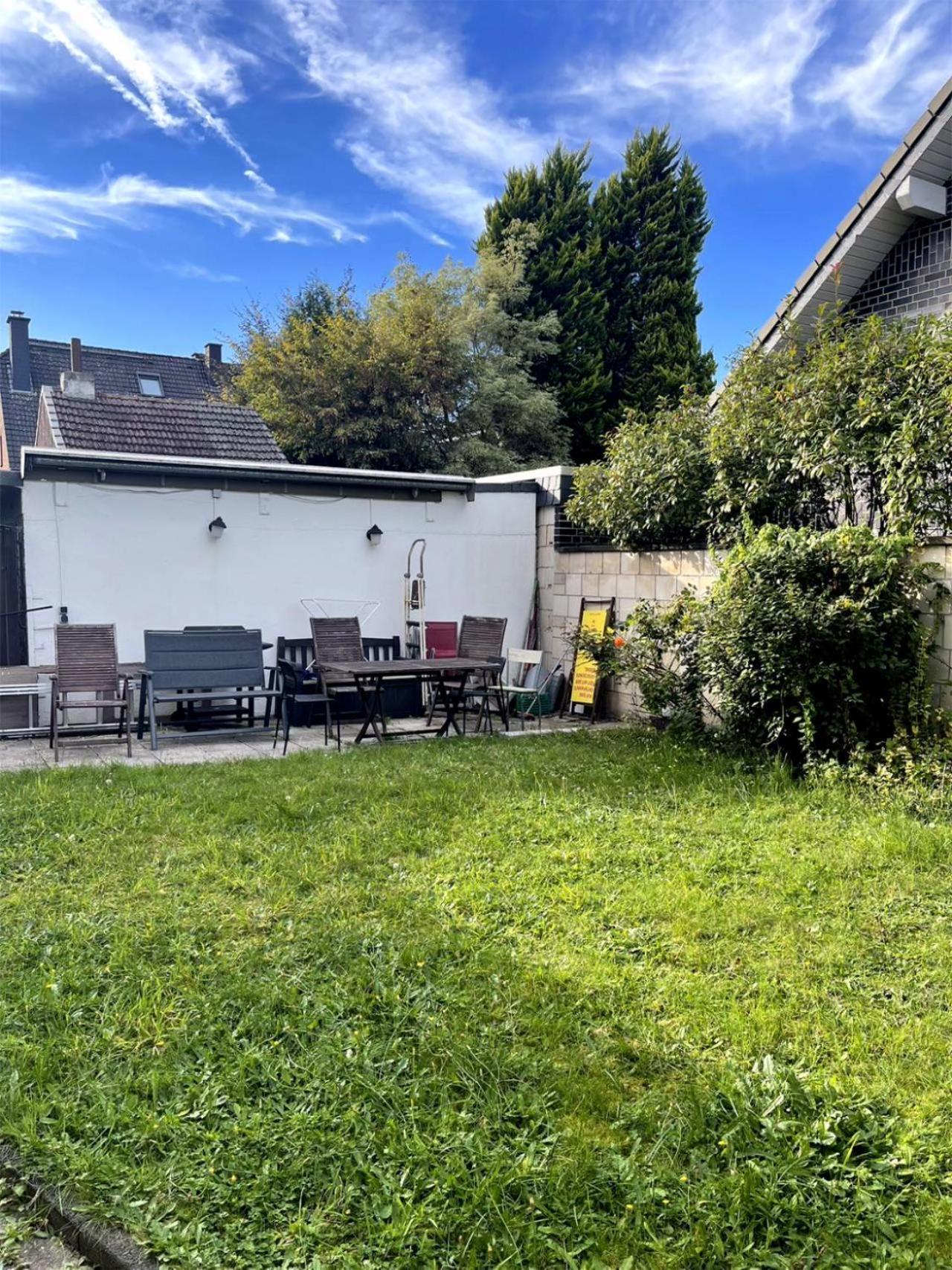 Duesseldorf Messe And Airport, 2-Bedroom Apartment With Kitchen And Garden ดุยส์บูร์ก ภายนอก รูปภาพ